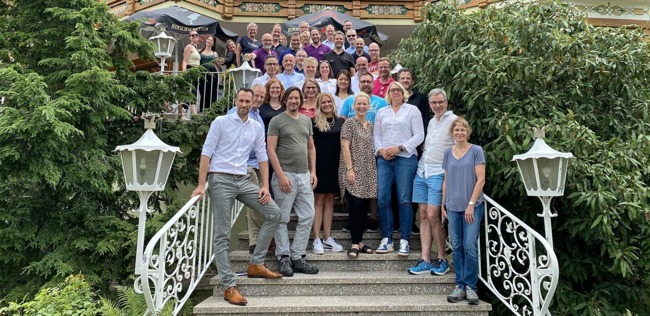 Das Team der Leaders Academy. Akademieleiter:innen und die Zentrale aus Köln.